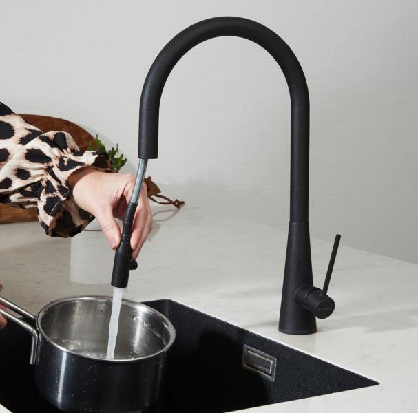 Cass&oslash;e Newform Conico k&oslash;kkenarmatur m/udtr&aelig;k - Mat sort