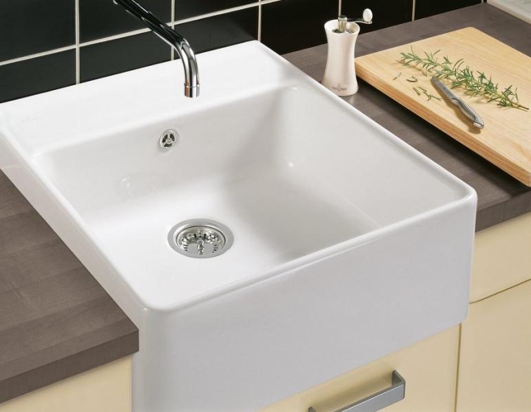 Villeroy og Boch k&oslash;kkenvask i porcel&aelig;n - Hvid Alpin - Ceramic+
